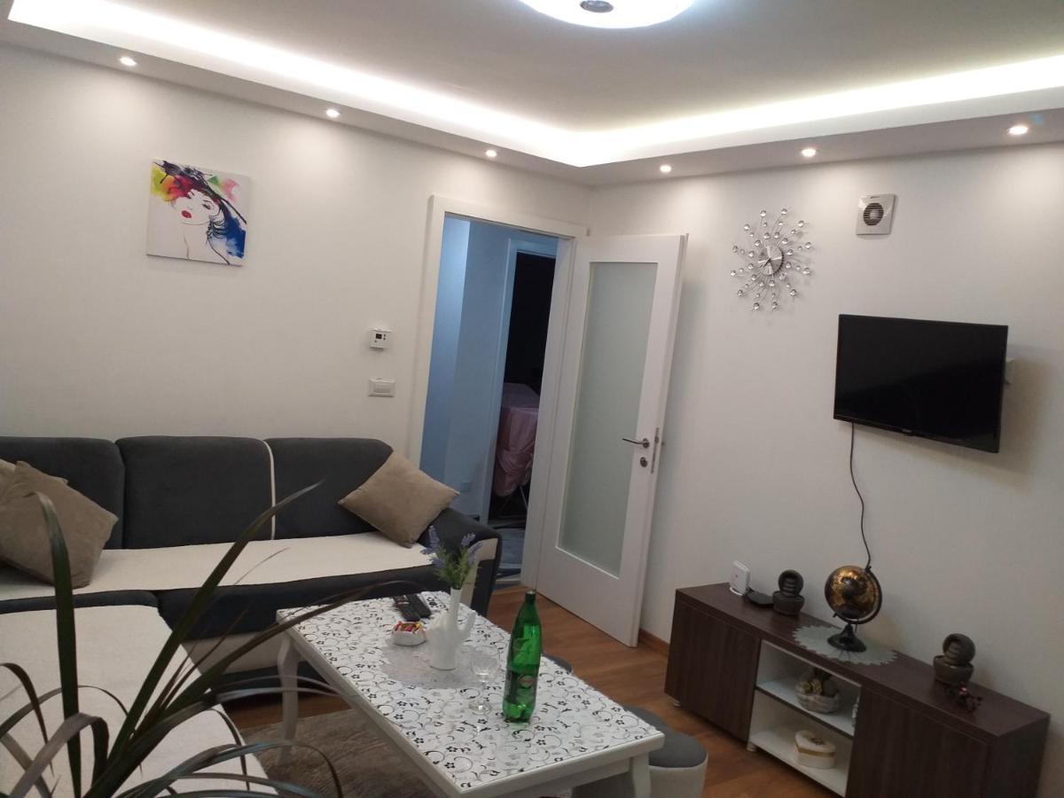 Trosoban Apartman Sarajevo, Ilidza Centar מראה חיצוני תמונה