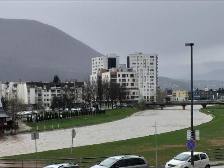 Trosoban Apartman Sarajevo, Ilidza Centar מראה חיצוני תמונה